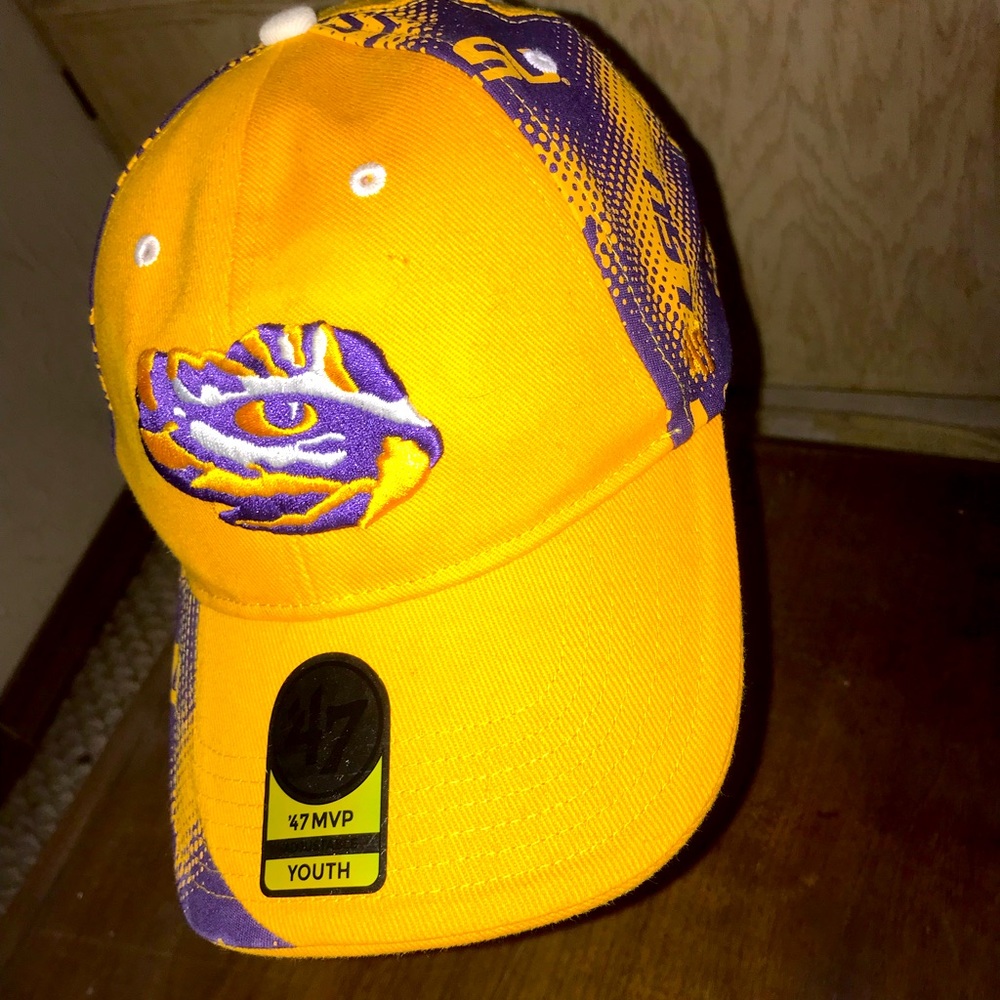 Youth size LSU Hat like new